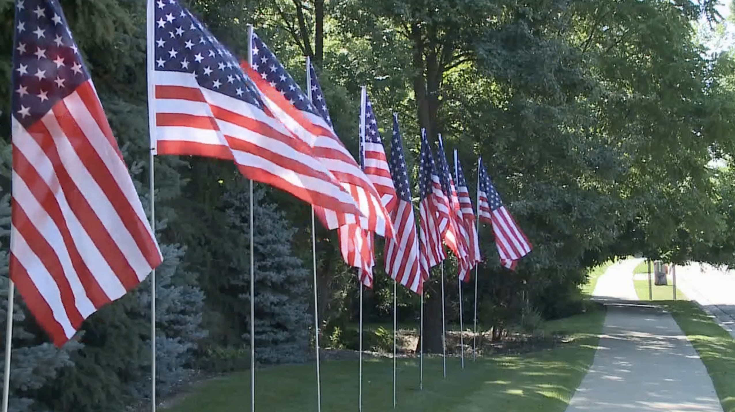 Man whose flags were stolen on Memorial Day replaces them with 10-foot-tall ones - Vimarsana News